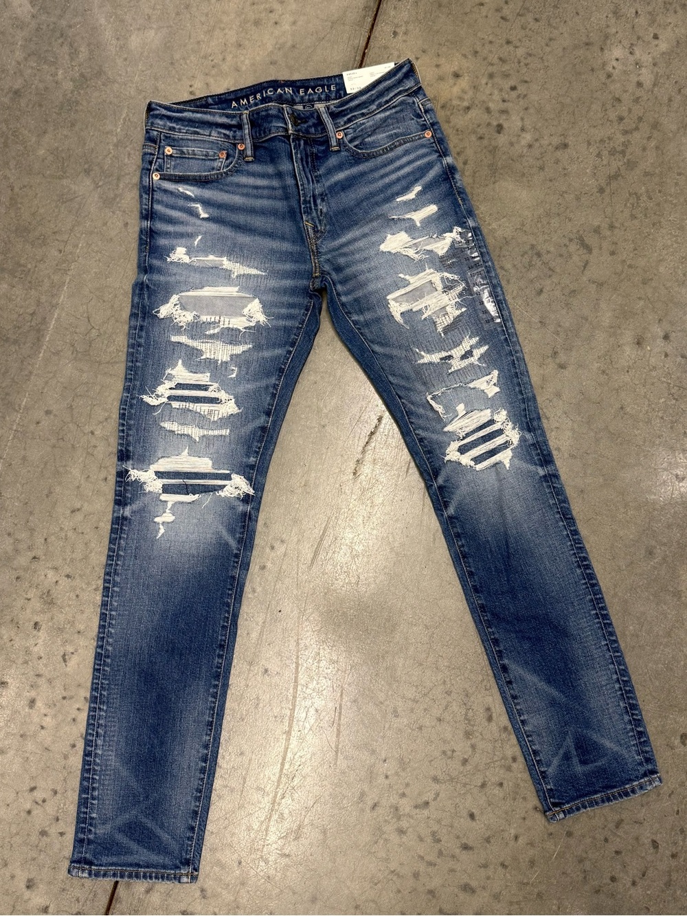 American Eagle Ripped Skinny Jeans 32x32
